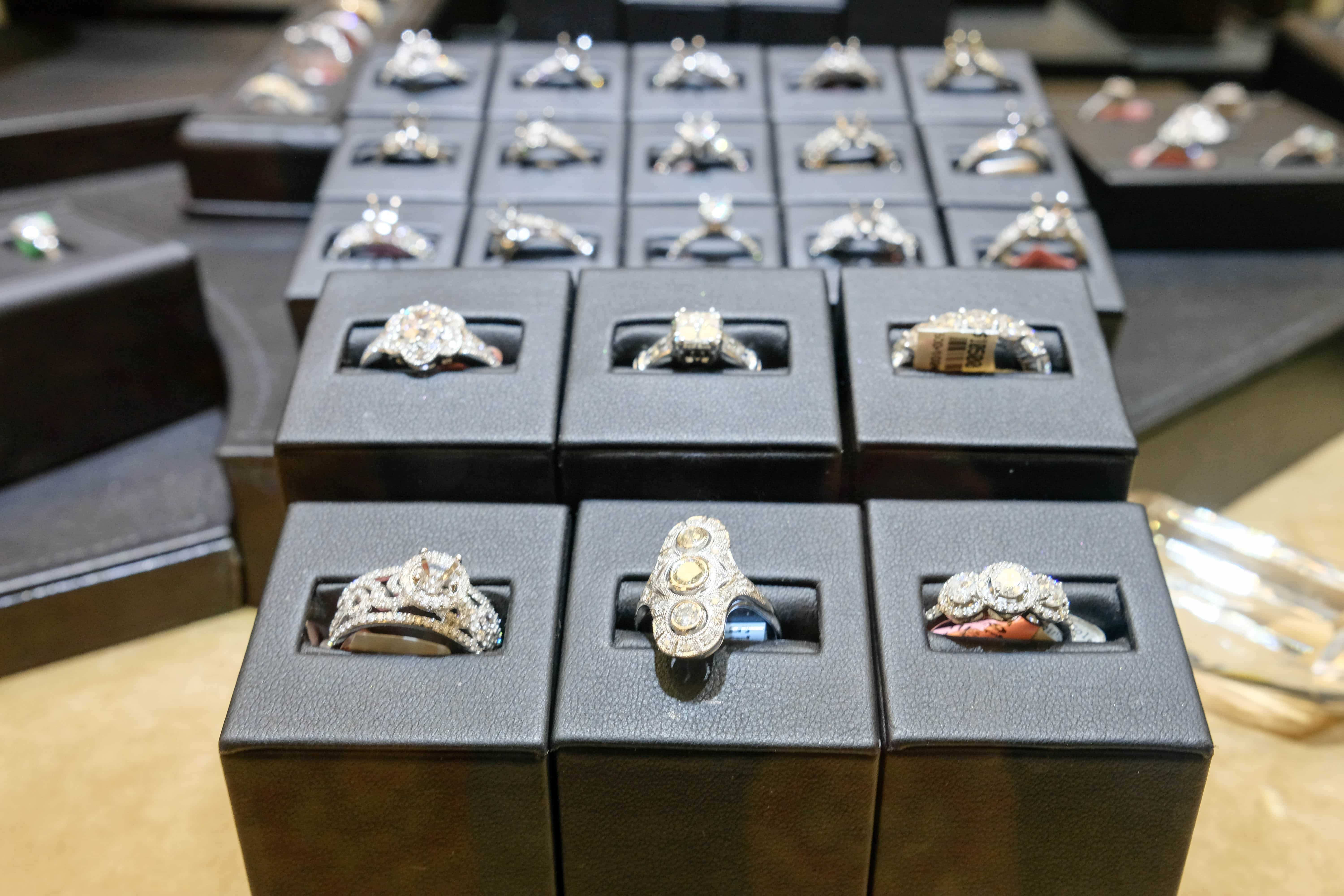 Contact Us | Bradshaw's Jewelers